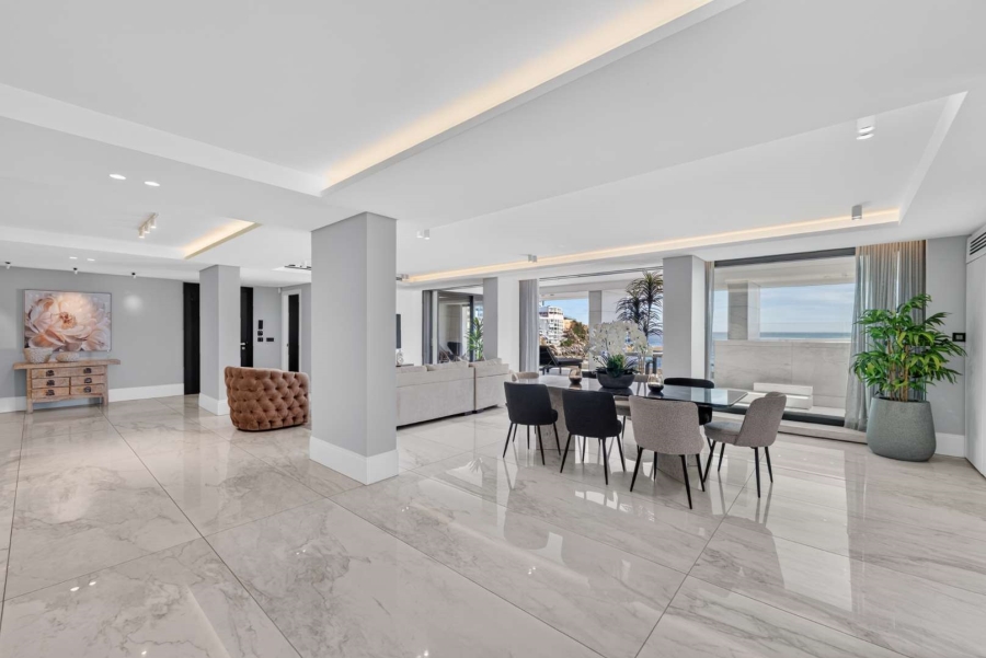 5 Bedroom Property for Sale in Bantry Bay Western Cape